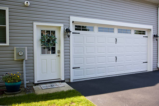 24/7 Emergency Garage Door Panel Replacement experts in Grover Beach, CA